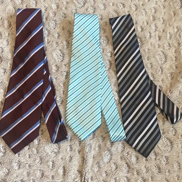 Giorgio Armani Set of 3 Striped 100% Silk Ties Handmade in Italy Like New - Picture 1 of 12